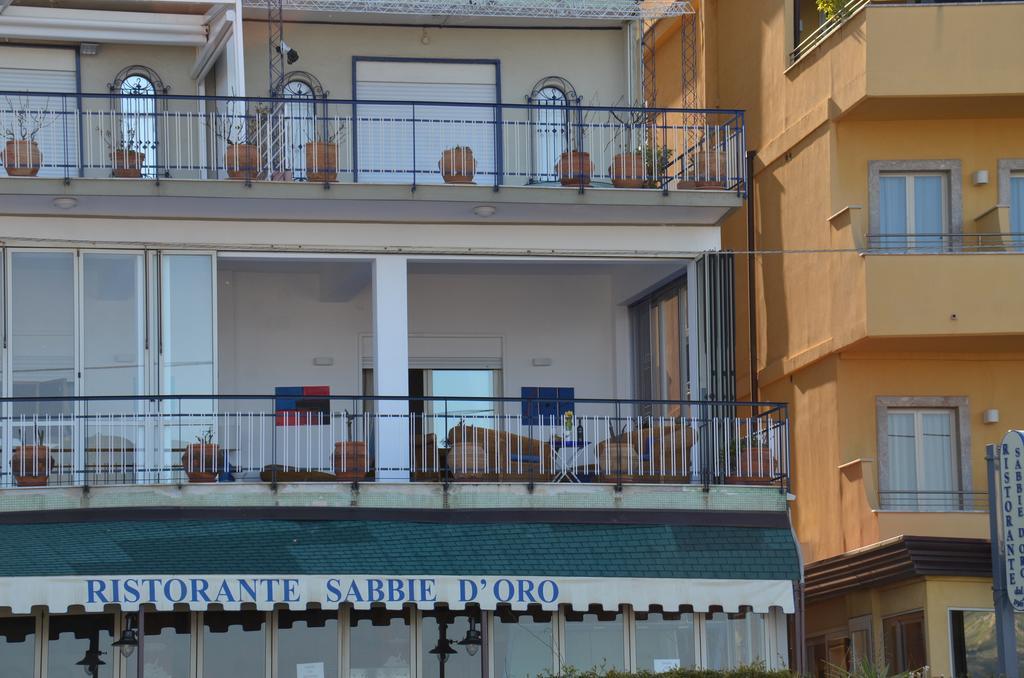 Апартаменти Terrazza Sul Mare Джардіні-Наксос Екстер'єр фото